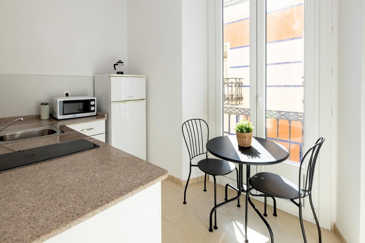 מאלגה Apartamentos Juan De Padilla מראה חיצוני תמונה
