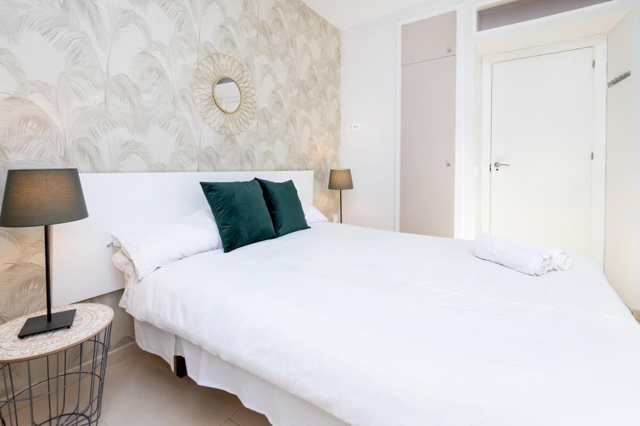 מאלגה Apartamentos Juan De Padilla מראה חיצוני תמונה