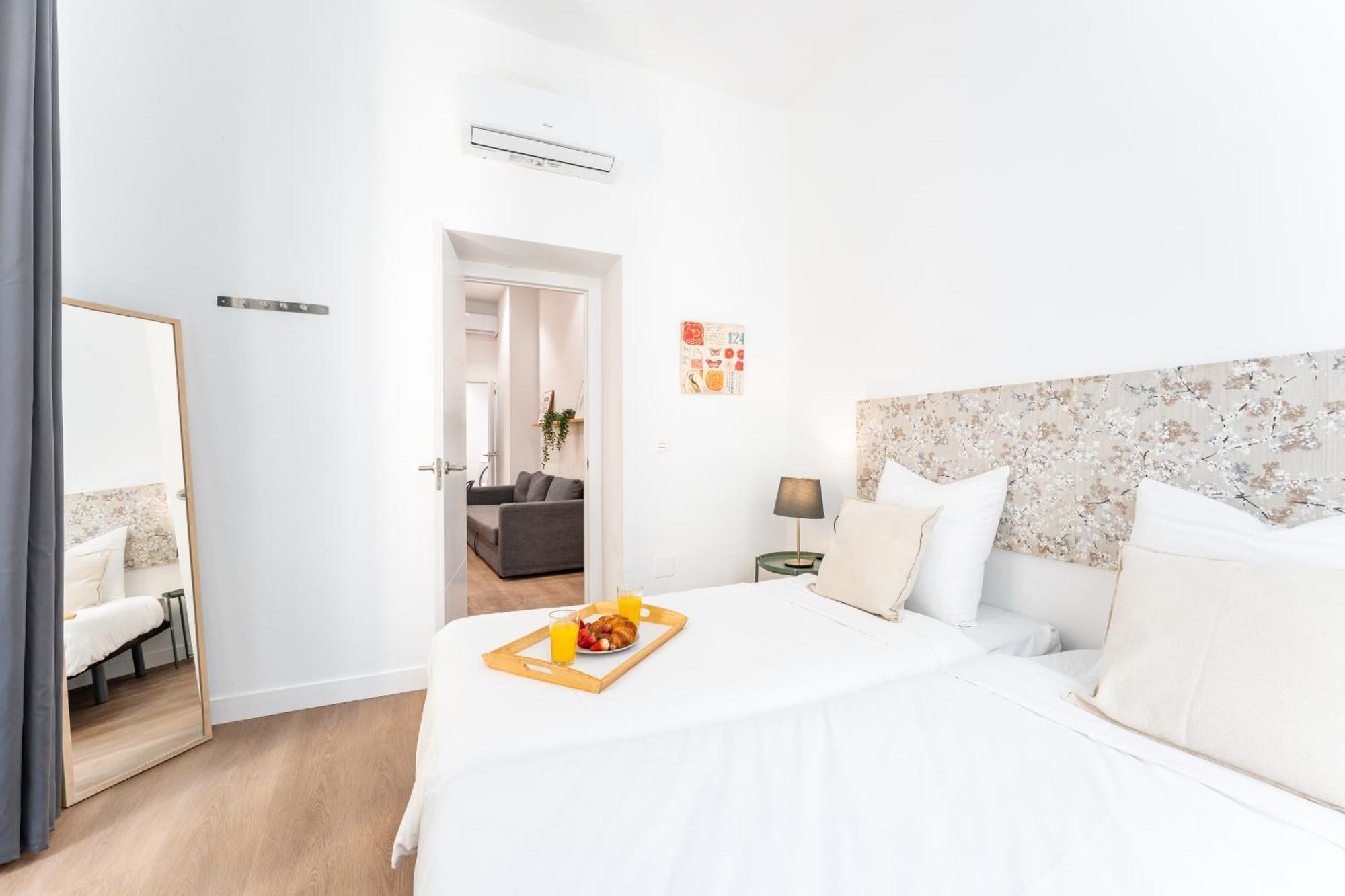 מאלגה Apartamentos Juan De Padilla מראה חיצוני תמונה