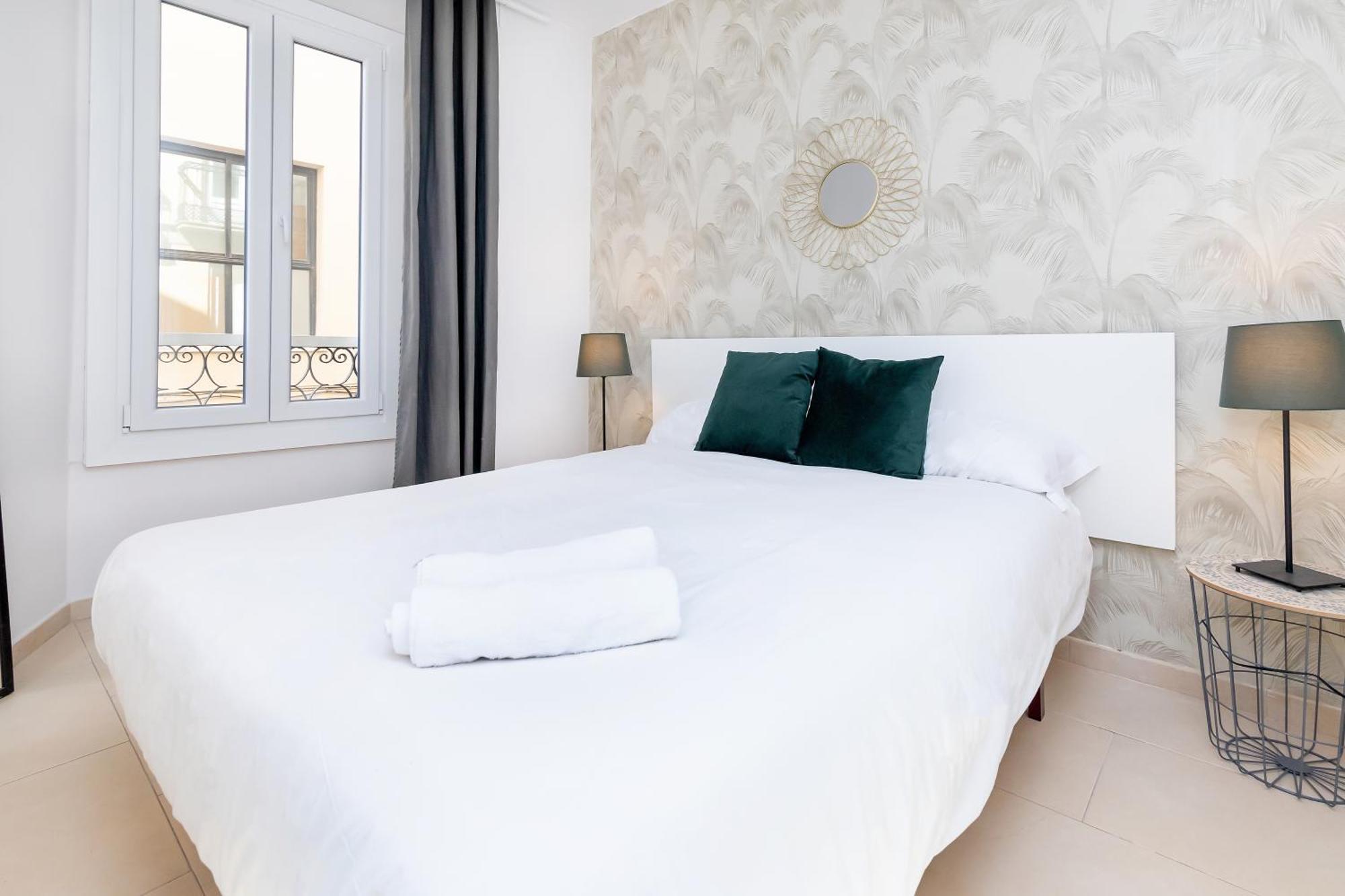 מאלגה Apartamentos Juan De Padilla מראה חיצוני תמונה